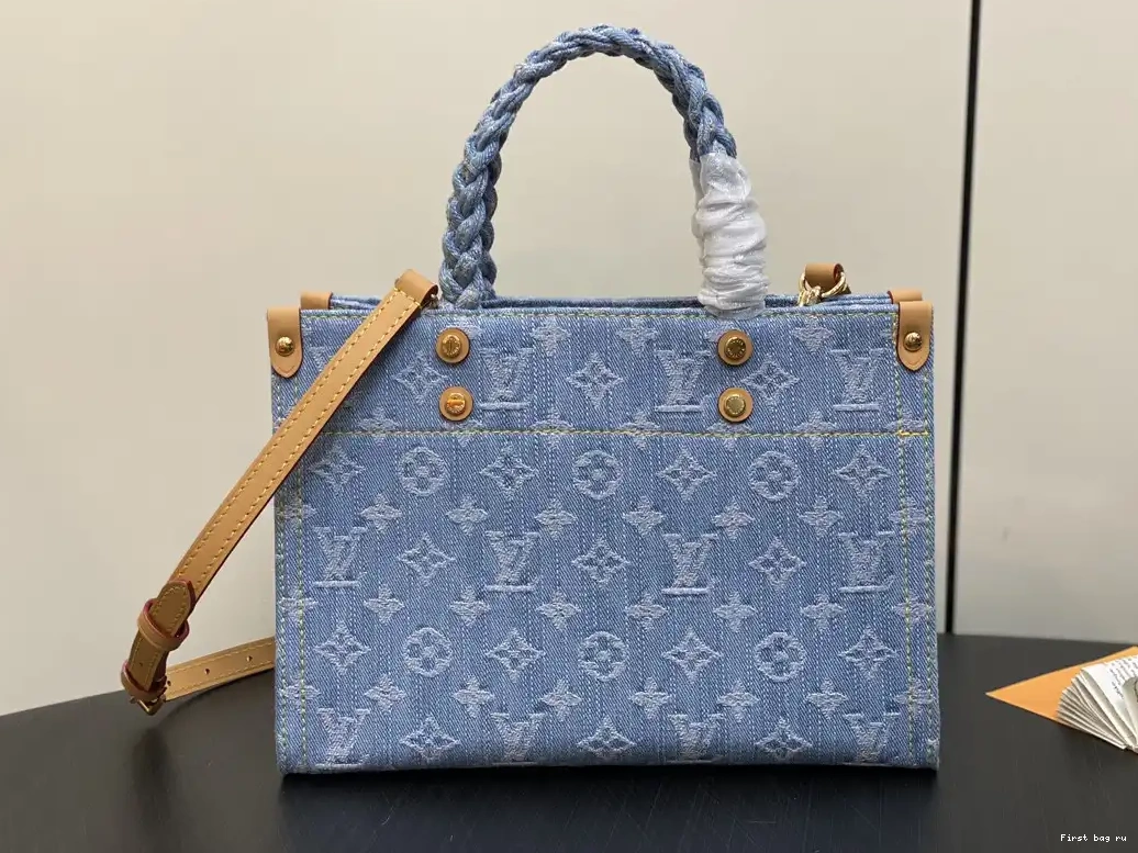 First bag ru LOUIS ONTHEGO PM-25*19*11.5cm VUITTON 0508
